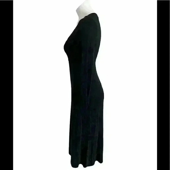 Black Floral Classy Dress - Picture 2 of 7